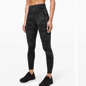lululemon fast and free size 2 incognito camo good condition